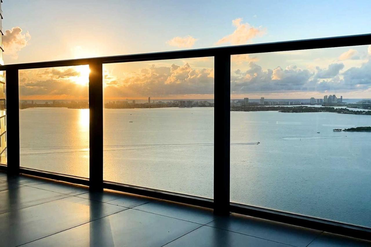 Luxe With Community Pool And Hot Tub! Miami